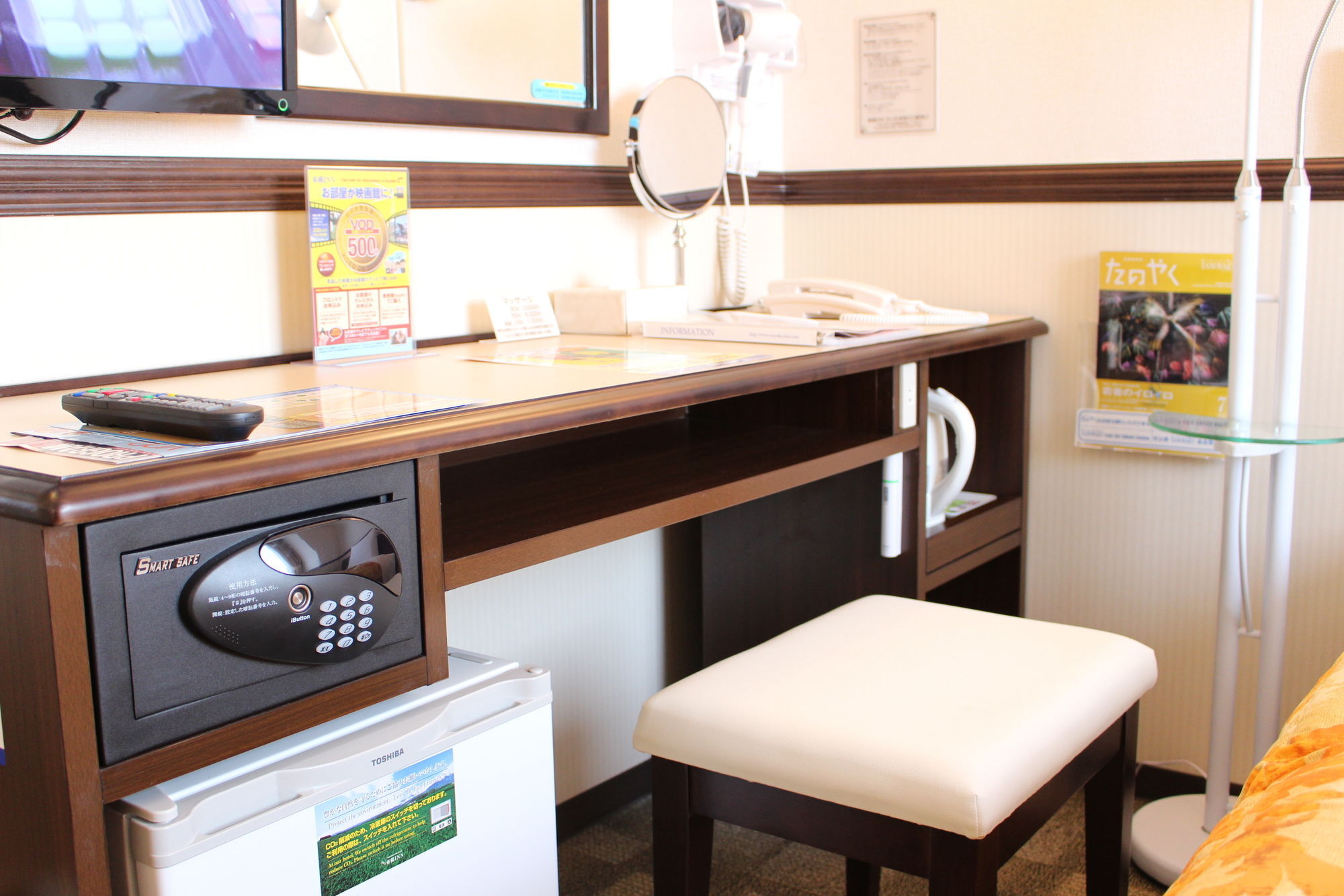 Toyoko Inn Tokyo Nihombashi Hamacho Meijiza Mae Exterior photo